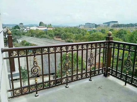 陽臺欄桿用什么材質(zhì)好？